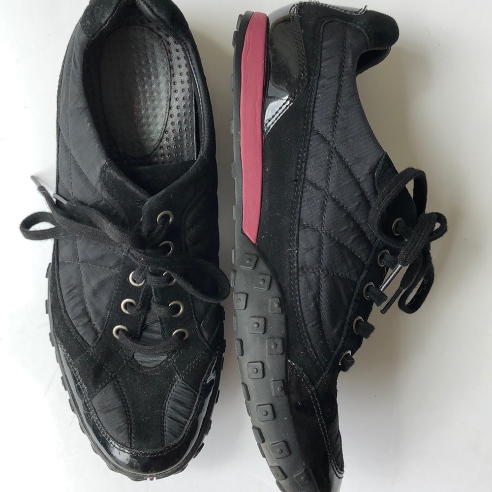 LAST CALL BEFORE THREDUP! 
Cole Haan Black Textured Fashion “Sneaks” Sz 7.5